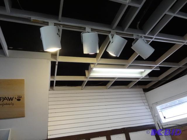 lot 39 image: 33 track lights. 7 tracks. Buyer removes....
