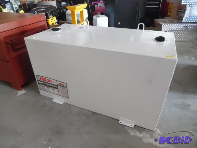 liquid transfer tank