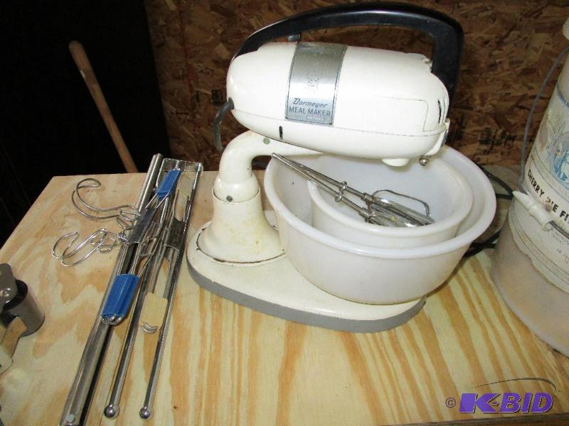 Dormeyer Meal Maker Electric Mixer.