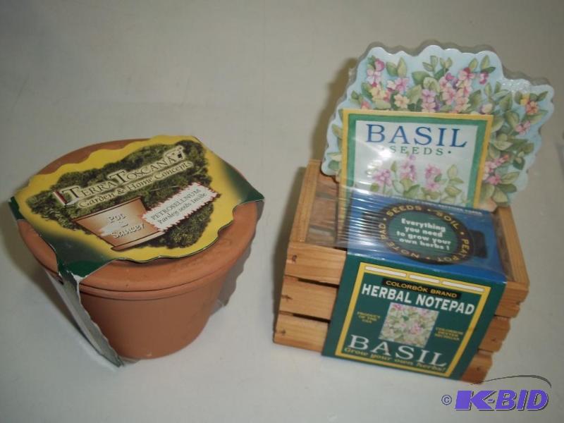 NEW Terra Toscana Pot &amp Saucer with Parsl...