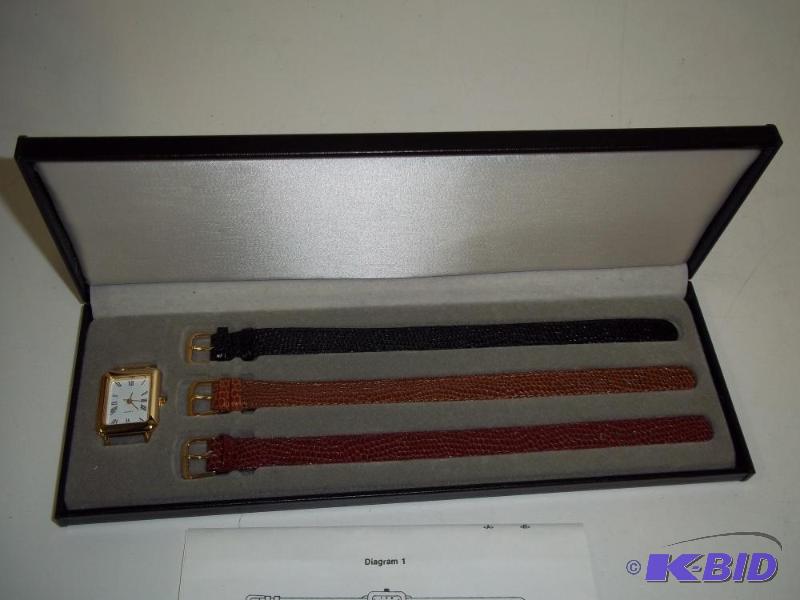 New Watch set with 3 bands...