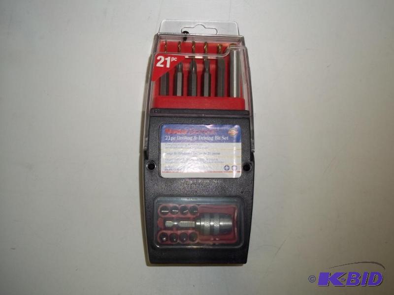 New 21 piece drilling and driving bit set...
