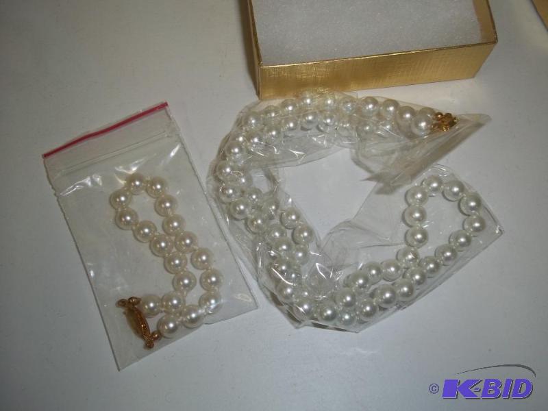 Pearl Bracelet and Necklace...