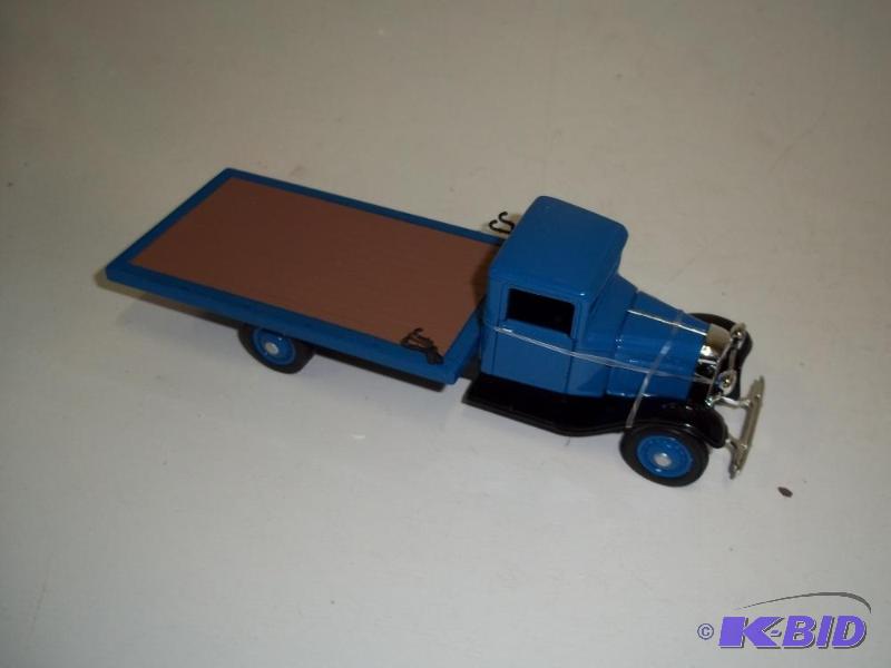 1934 Ford Flatbed Blue Truck Replica   Includ...