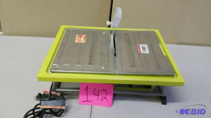 lot 142 image: RYOBI 7 in. Tabletop Tile Saw