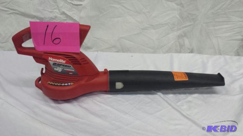 lot 16 image: Homelite 150 mph 233 CFM 7 Amp Electric BlowerSweeper