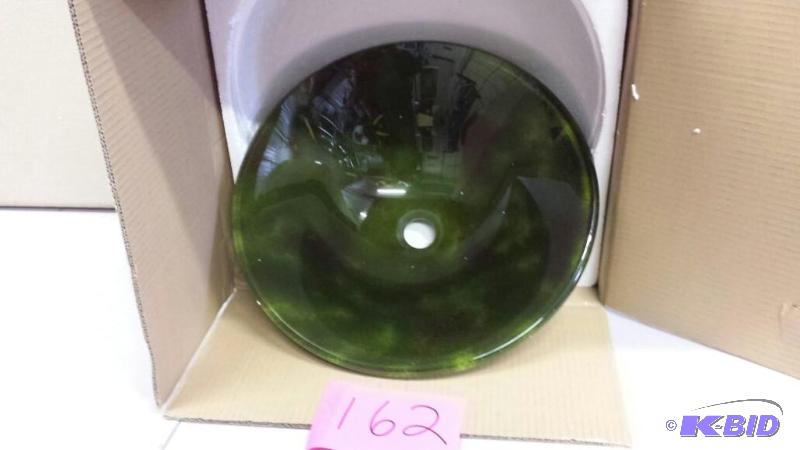 lot 162 image: GLASS VESSEL SINK