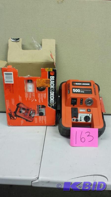 lot 163 image: BLACKDECKER JUMPER  STARTER