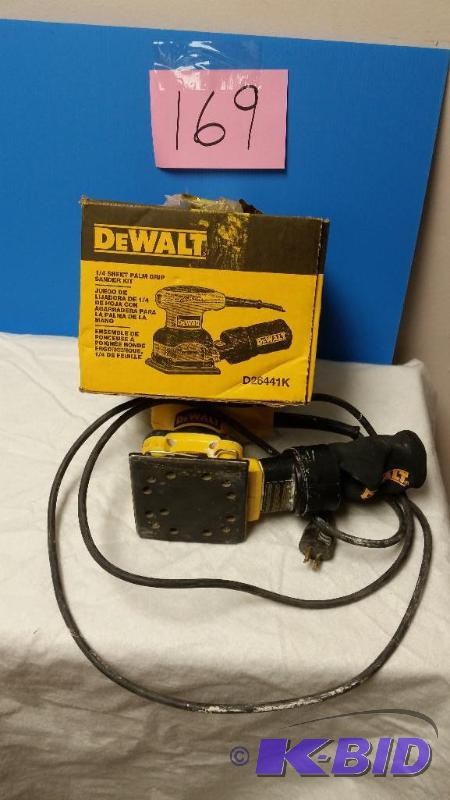 lot 169 image: DEWALT 14-Sheet Pad Sander USED WORK