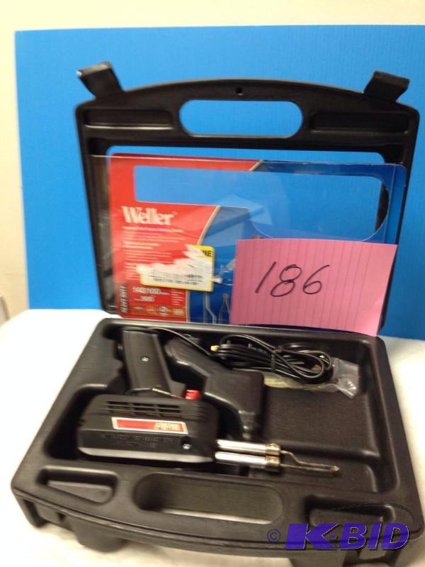 lot 186 image: Weller Soldering  Kit