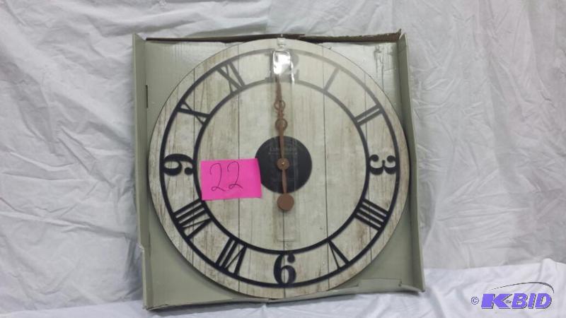 lot 22 image: 27 LANGFORD PROMO CLOCK