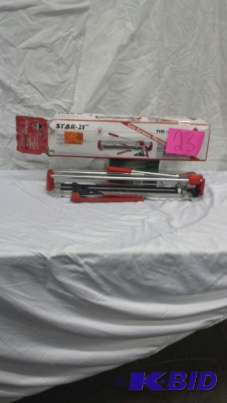 lot 23 image: Rubi Star 21 in. Manual Tile Cutter
