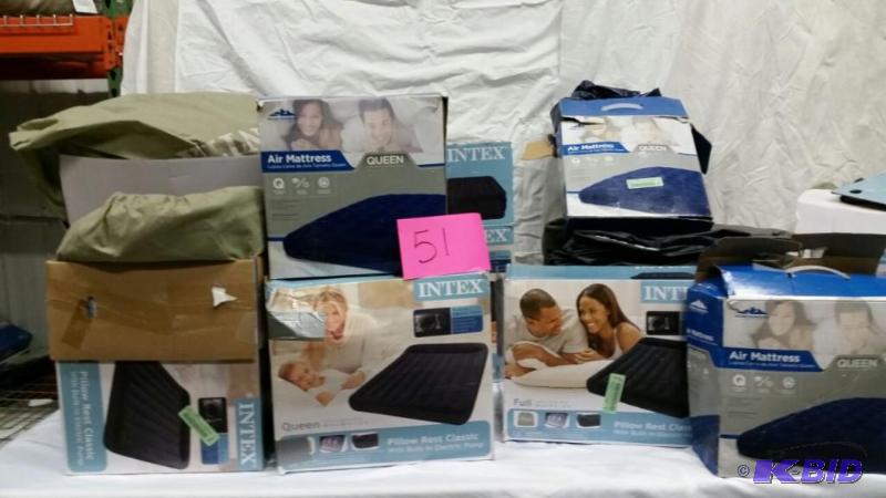 lot 51 image: Lot of Air Beds
