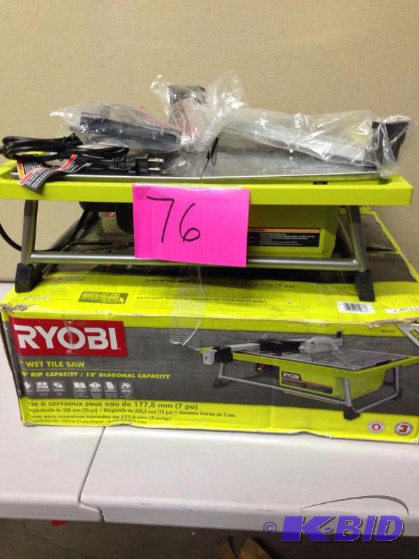 lot 76 image: Ryobi Wet Tile Saw