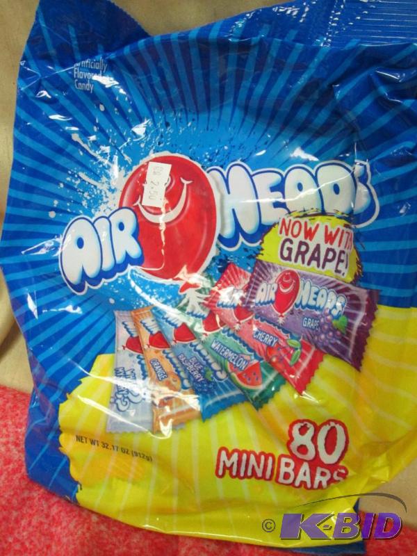 lot 100 image: Air heads 80 mini bars...