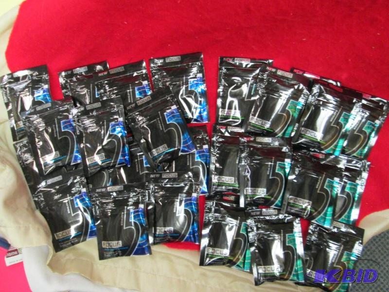 lot 3 image: Qty 28 Pkg of Wrigleys 5 Focus an eye-openin...