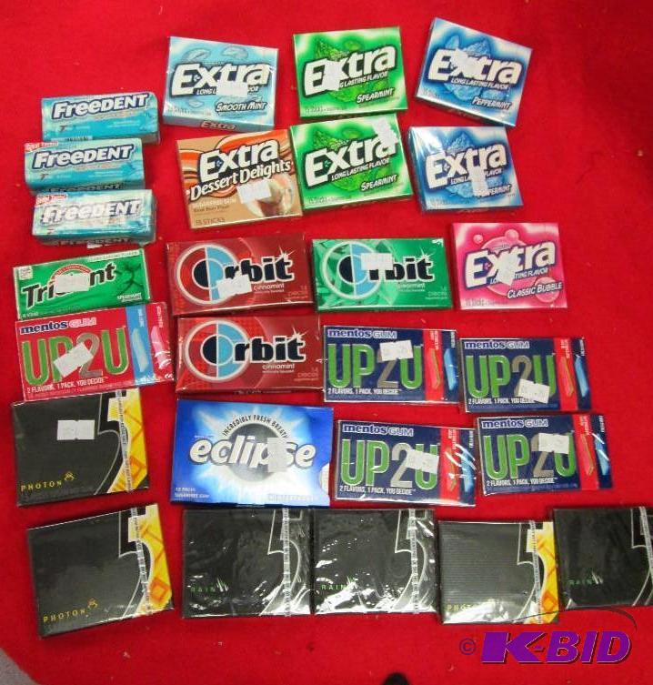 lot 34 image: Qty 26 pkg of gum Wrigleys sugar free Extra ...