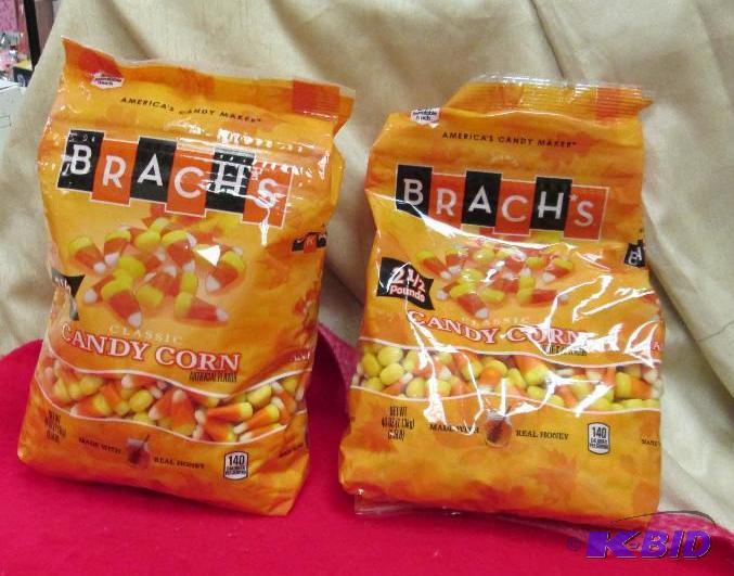 lot 79 image: Brachs 2 12 pounds of candy corn EXP 1015...