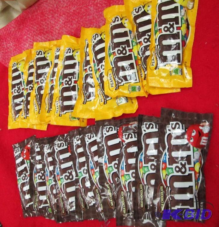 lot 96 image: Qty 20 M & M peanut and plain EXP 1014, ...