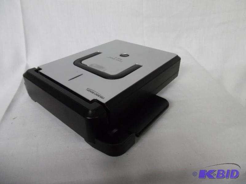lot 17 image: Floor Maid Robotic Hard Floor Cleaner