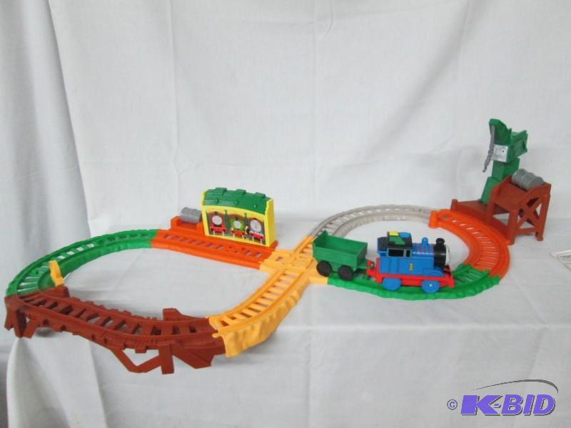 lot 44 image: Fisher-Price Thomas & Friends Sodor Track Set