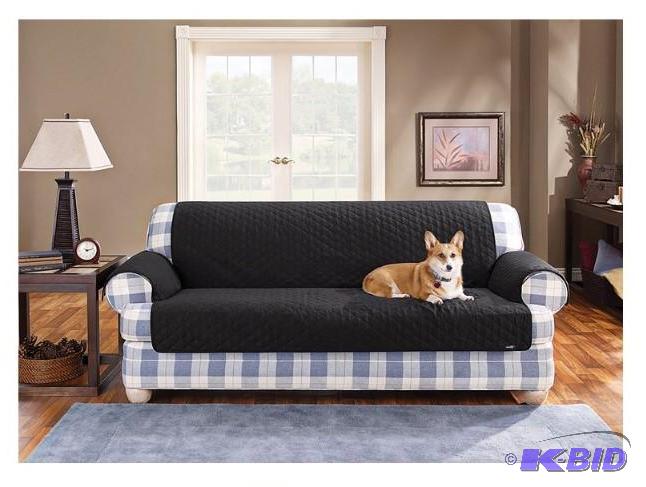 lot 67 image: Sure Fit Quilted Duck Pet Sofa Cover.  New out of Package. Black