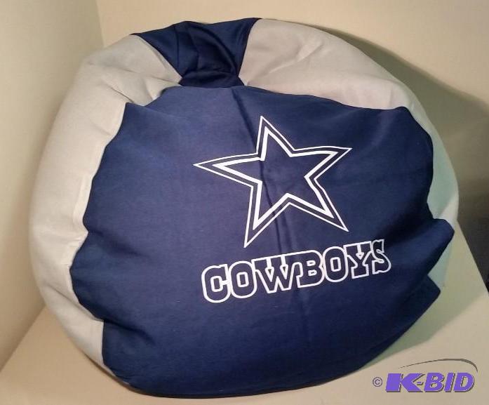 lot 87 image: NFL Bean Bags  Cowboys.  New out of Box