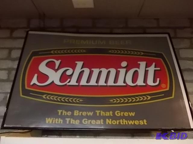 Shmidt Beer Sign 37 x 24...