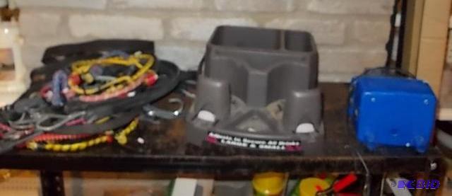 12 Volt Pump, Bungee Cords, Console With Beve...