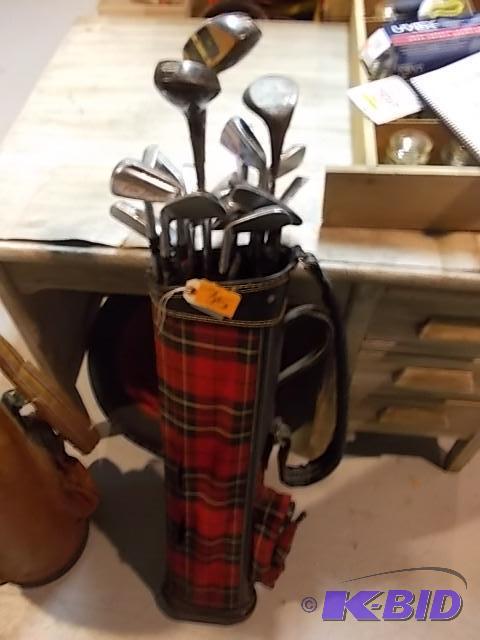 Vintage Golf Clubs &amp Bag...