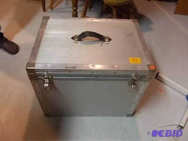 Hard CaseTrunk With Inside Padded Lid 17 x 2...
