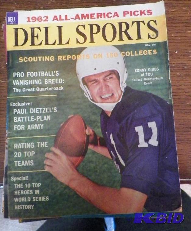 1962 Dell Sports Football magazine