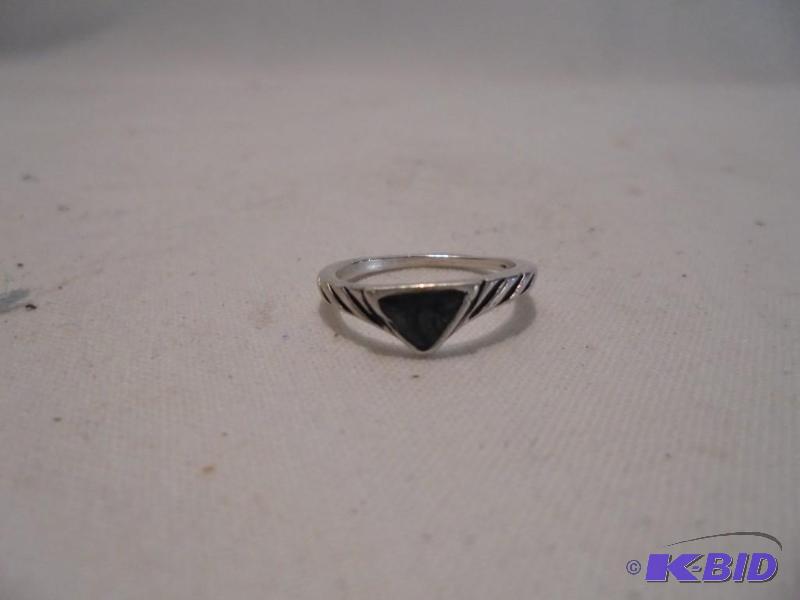 Child Sterling Silver ring. &nbsp...