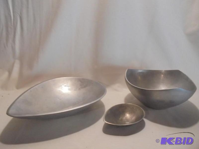 Lot of (3) Nambe&nbspAluminum bowls, 523, 52...