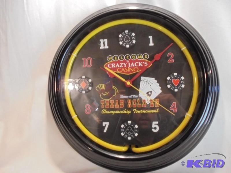 Texas&nbspHold-em Poker wall clock, battery ...