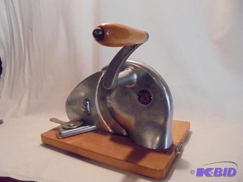 Vintage Ritter Patent slicer with wooden hand...