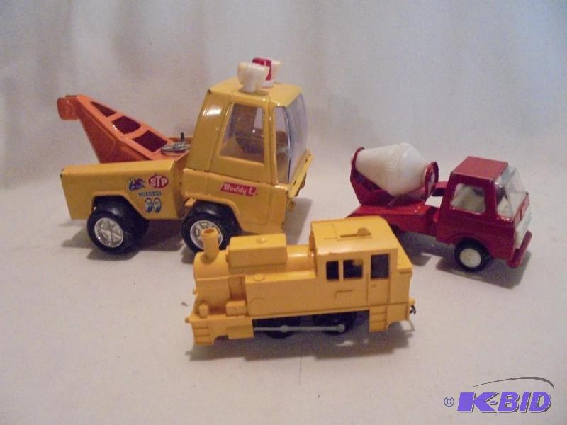 Lot of Buddy L and other vintage toys, includ...