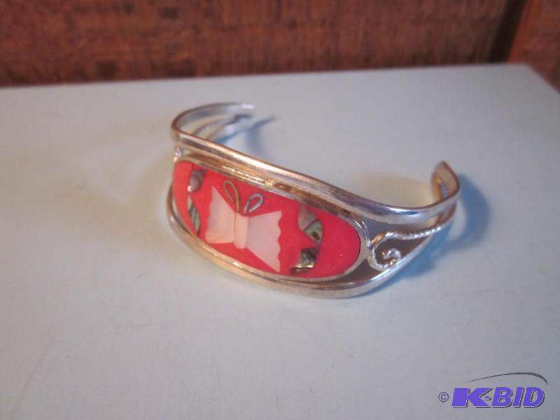 Sterling Silver bracelet set with Mother of P...