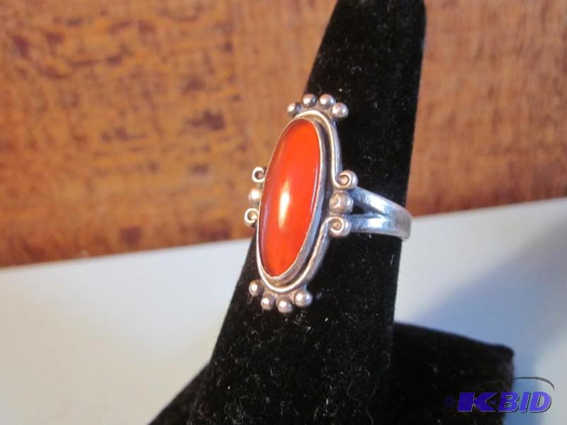Vintage Sterling Silver size 7.5 ring set wit...