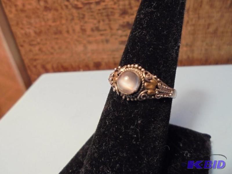 Sterling Silver ring set with Mother of Pearl...