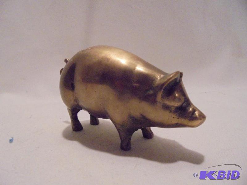 Vintage 5&quot Solid Brass Pig.&nbsp...