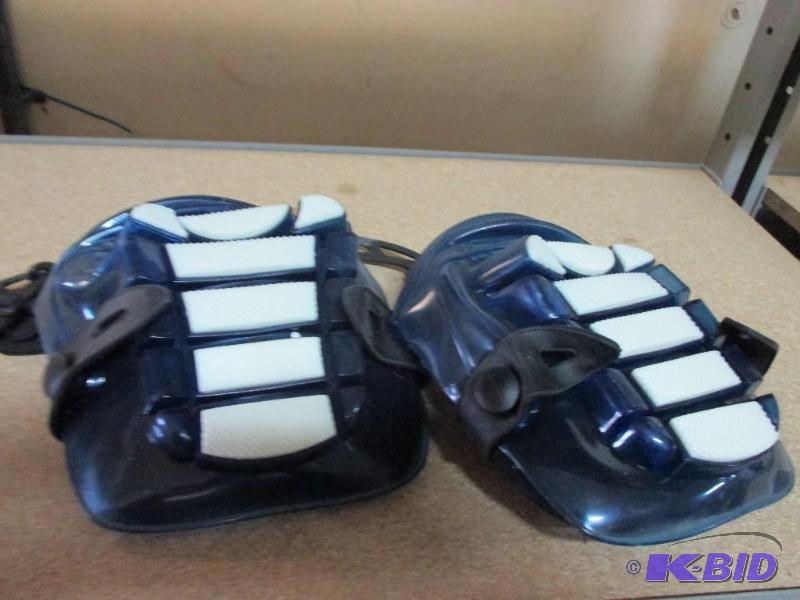 Gel knee pads...
