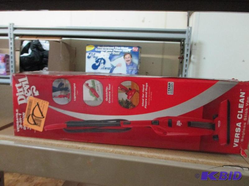 Dirt Devil vac...