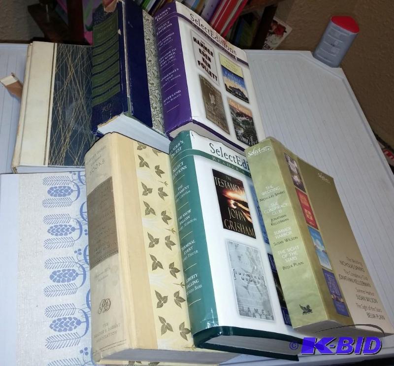 Large Lot of Readers Digest Novels...