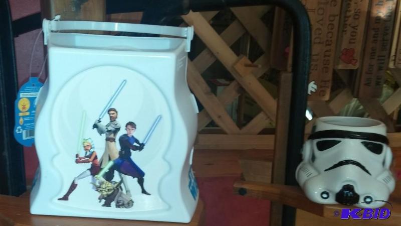 STAR WARS CLONE WARS HALLOWEEN BUCKET AND STO...