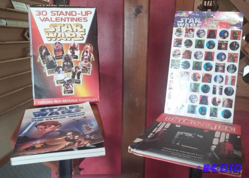 LOT OF MISC STAR WARS ITEMS...