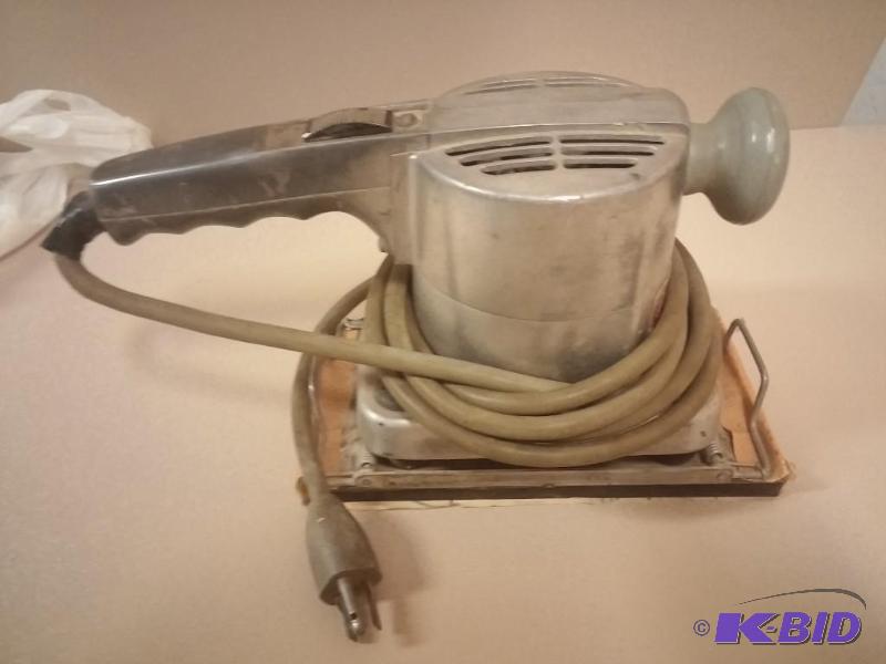 Vintage working Clarke sander, HEAVY...