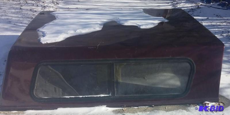 Truck Topper Measures 80&quot by 72...