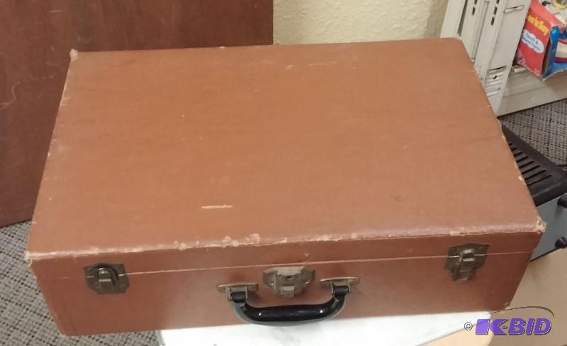 Vintage Brief case, suitcase. Perfect Conditi...