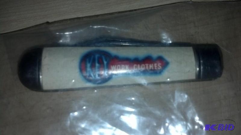 Vintage Advertising Pocket Knife in Great con...